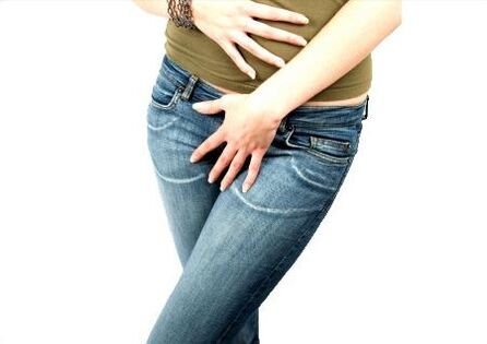 oorzaken en symptomen van spataderen van het bekken