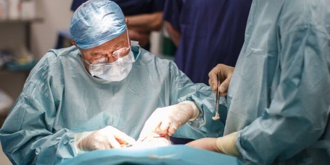 Chirurgie om spataderen te verwijderen